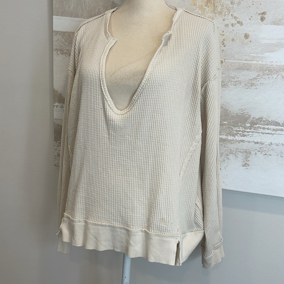 We The Free Buttercup Cream Oversized Long Sleeve Thermal Top size small - Picture 3 of 10